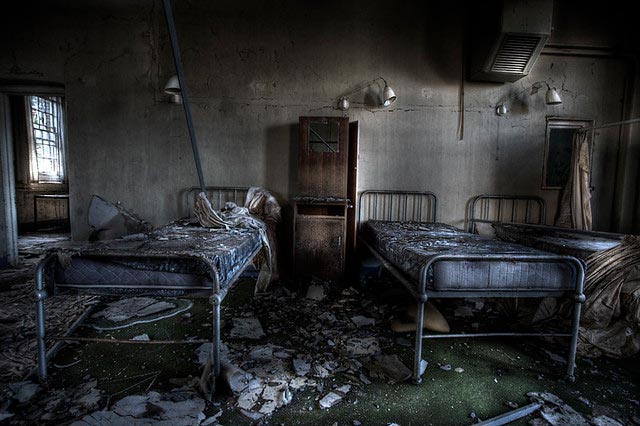 Fotografía real de una habitación de la zona residencial del hospital psiquiátrico de Gonjiam