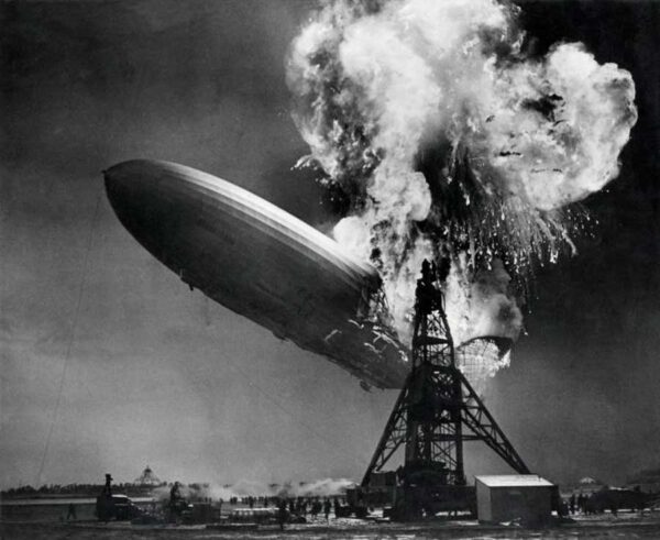 El desastre de Hindenburg,el zepelín que se quemó frente al mundo entero