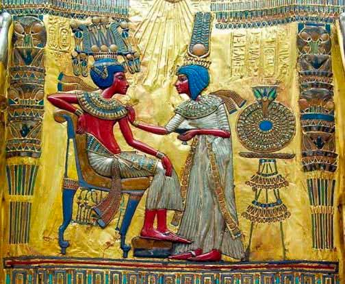 Tutankamón y su esposa Ankhsenamun
