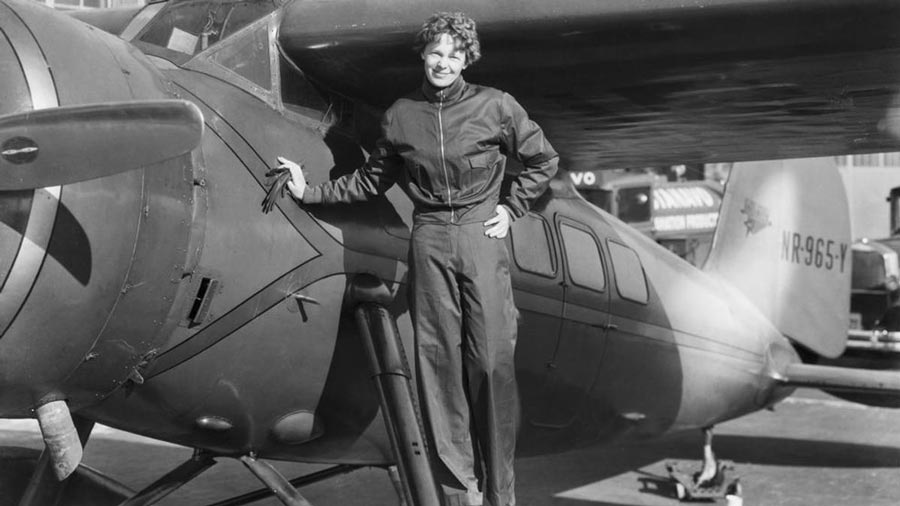 Los logros y la desaparición de Amelia Earhart, la primera mujer en conquistar la aviación