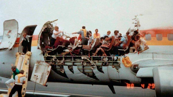 Imagen del vuelo 243 después de aterrizar
