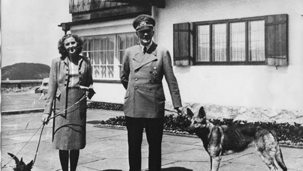 Fotografía de Hitler y Eva Braun

