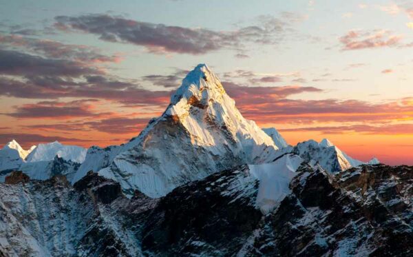 Los hechos del desastre del Everest de 1996