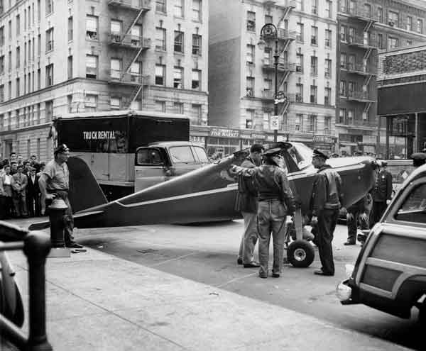 Fotografía del primer aterrizaje de Thomas Fitzpatrick en Manhattan
